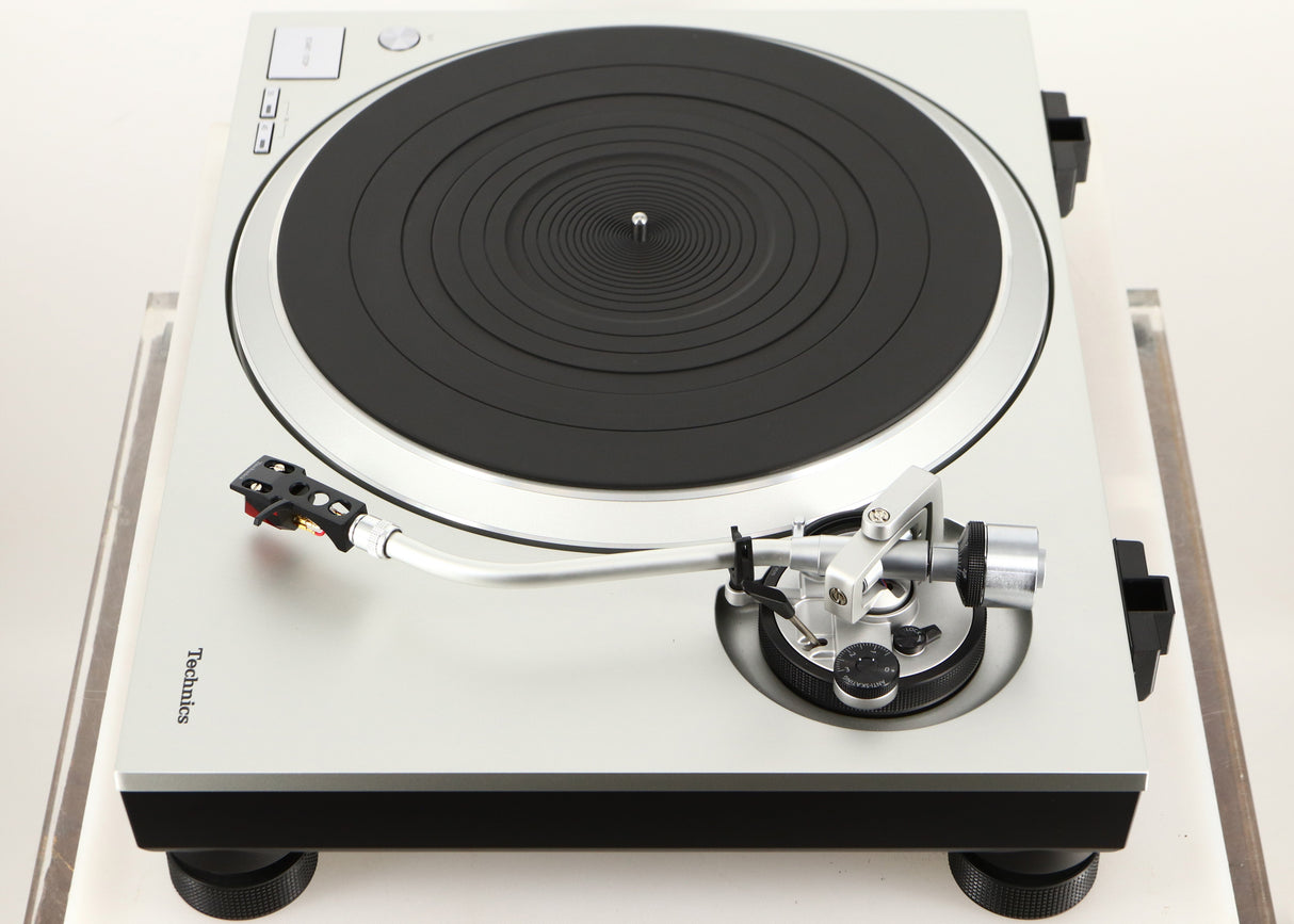 Right side view of a used Technics SL-1500C Turntable in a silver finish