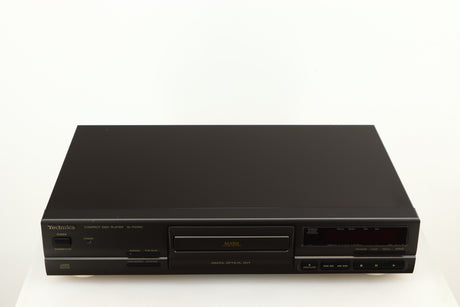 Top of a used Technics SL-PG390EB-K CD Player in a grey finish
