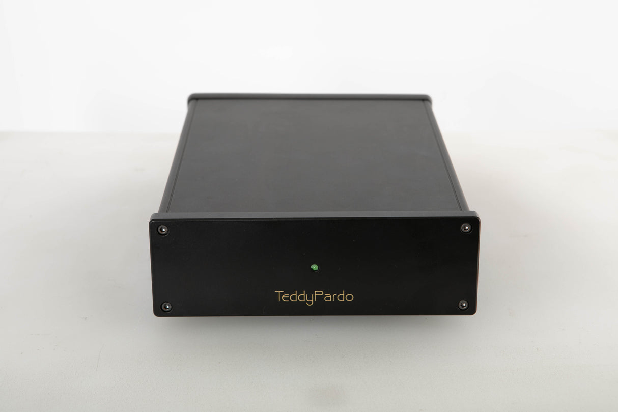 Front view of a used Teddy Pardo TeddyCapPlus Power Supply