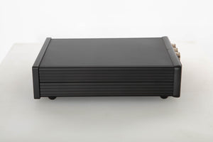 Side view of a used Teddy Pardo TeddyCapPlus Power Supply