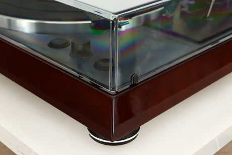 Front right corner view of a used Thorens TD-102A Turntable in Walnut finish