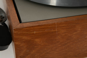 Close up view of a used Thorens TD-125 MKII Turntable with SME 3009 Tonearm