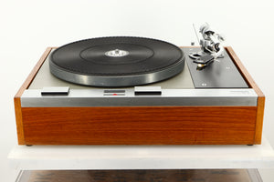 Front view of a used Thorens TD-125 MkII Turntable with SME 3009 Tonearm