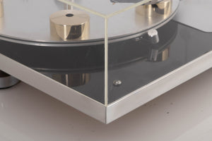 Front right corner view of a used Transcriptor Hydraulic Reference Turntable with Fluid Tonearm