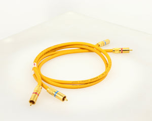 Front left angle of a used Van Den Hul D-102 MKIII Interconnect 0.8m Cable in a yellow finish