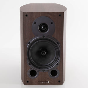 Front view of a used Wharfedale Diamond 9.1 Standmount Speaker in a Walnut Pearl finish