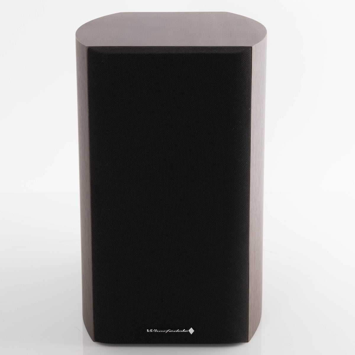 Front view of a used Wharfedale Diamond 9.1 Standmount Speaker in a Walnut Pearl finish showing Grille