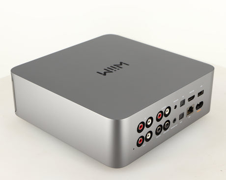 Rear right corner of a used Wiim Ultra Streamer 