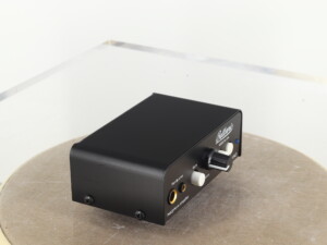 Bellari HA543 Headphone Amplifier - Image 9