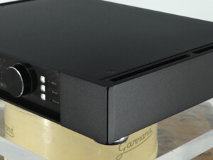 Rega Elicit-R Integrated Amplifier - Image 6