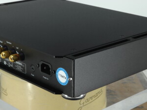 Rega Elicit-R Integrated Amplifier - Image 8