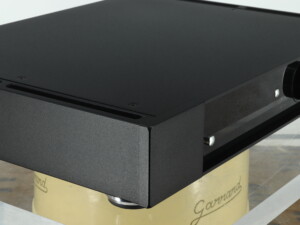 Rega Elicit-R Integrated Amplifier - Image 9