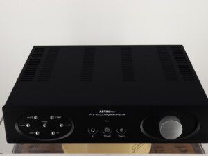 ASTINtrew AT2-2100 Integrated Amplifier - Black - Image 11