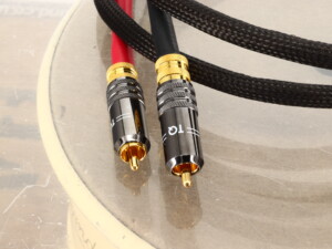 Tellurium Q Black II RCA Interconnect 1.0m - Image 11