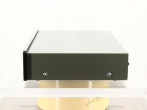 Dynavector L-300 Pre Amplifier inc. Phonostage - Image 3