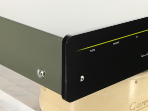 Dynavector L-300 Pre Amplifier inc. Phonostage - Image 7