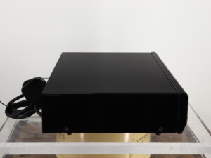 Oxford Acoustics (LFD) Mistrale Integrated Amplifier - Black - Image 5