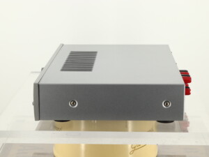 Arcam DiVA A70 Integrated Amplifier - Silver - Image 3