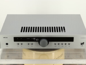 Arcam DiVA A70 Integrated Amplifier - Silver - Image 7