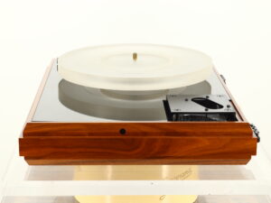 Pink Triangle PT1 Turntable (No Arm / Motor / PSU) - Walnut - Image 3