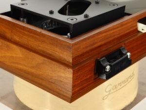 Pink Triangle PT1 Turntable (No Arm / Motor / PSU) - Walnut - Image 9