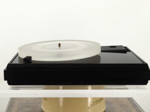 Pink Triangle PT1 Turntable ( No Arm or PSU ) - Image 2