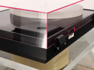 Pink Triangle PT1 Turntable ( No Arm or PSU ) - Image 7