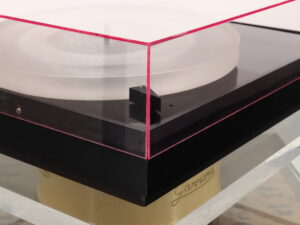 Pink Triangle PT1 Turntable ( No Arm or PSU ) - Image 9