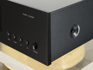 Arcam FMJ BDP300 Blu-Ray Player - Image 8