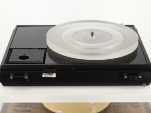 Pink Triangle PT1 Turntable ( No Arm or PSU ) - Image 4