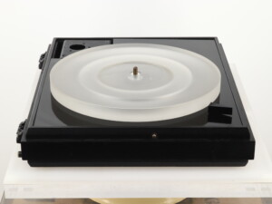 Pink Triangle PT1 Turntable ( No Arm or PSU ) - Image 5