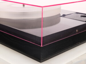 Pink Triangle PT1 Turntable ( No Arm or PSU ) - Image 9