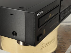 Sony CDP-790 CD Player - Image 9