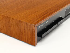 A&R Cambridge T21 FM/AM Tuner - Teak - Image 9