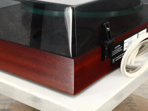 Manticore Mantra Turntable ( No Arm ) - Image 8