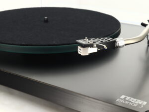 Rega Planar 3 Turntable (with 24V Upgrade) - Image 13