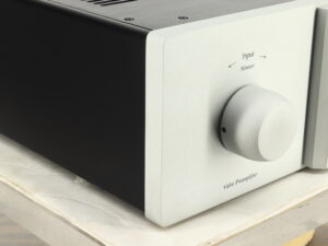 Unison Research Unico Pre Amplifier - Image 7