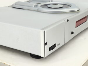 Rega Planet 2000 CD Player - Silver - Image 9