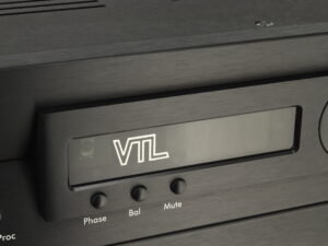 VTL TL5.5 Series 2 Signature Pre Amplifier - Black - Image 11