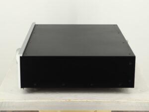 Bryston BP-17/3 Pre Amplifier - Image 3