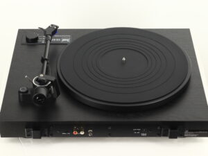 Dual CS 618Q Turntable - Black - Image 4