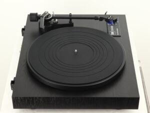 Dual CS 618Q Turntable - Black - Image 5