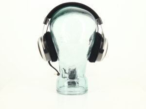 Beyerdynamic T 90 Headphones - Image 4