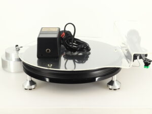 Michell Tecnodec Turntable / Rega RB202 tonearm / AT-95E Cartridge - Image 13