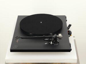 Rega Planar 6 Turntable - Matt Polaris Grey - Image 3