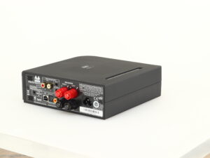 NAD D3020 Integrated Amplifier - Image 9