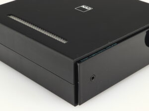 NAD D3020 Integrated Amplifier - Image 10