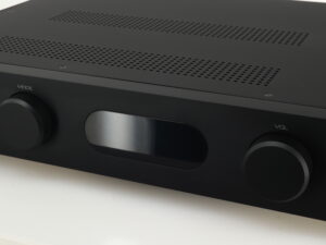 Audiolab 8300A Integrated Amplifier - Black - Image 11