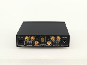 Hegel V10 Phono Stage - Image 4