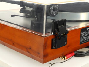 Linn LP12 Turntable - Cherry / Lingo Power Supply / Akito Tonearm / Dynavector 10x5 Cartridge - Image 11